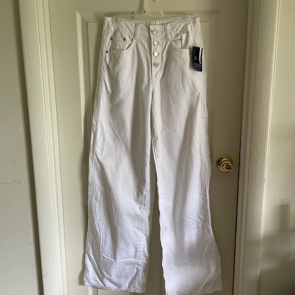 Gap Wide leg white denim jeans